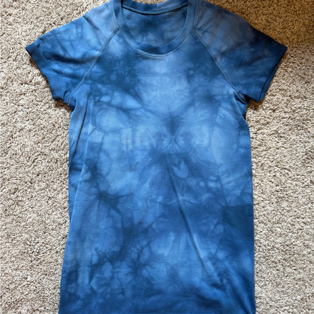 Lululemon Swiftly tech